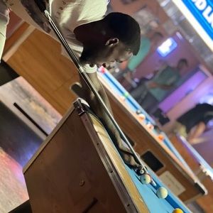 Meet your Posher, Devin